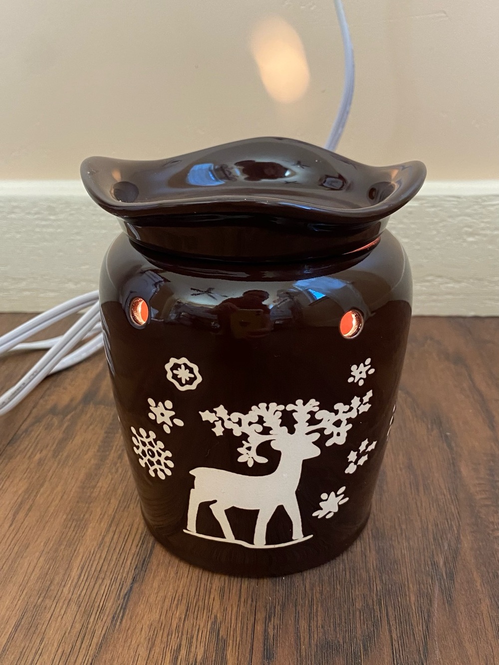 Brown reindeer wax warmer